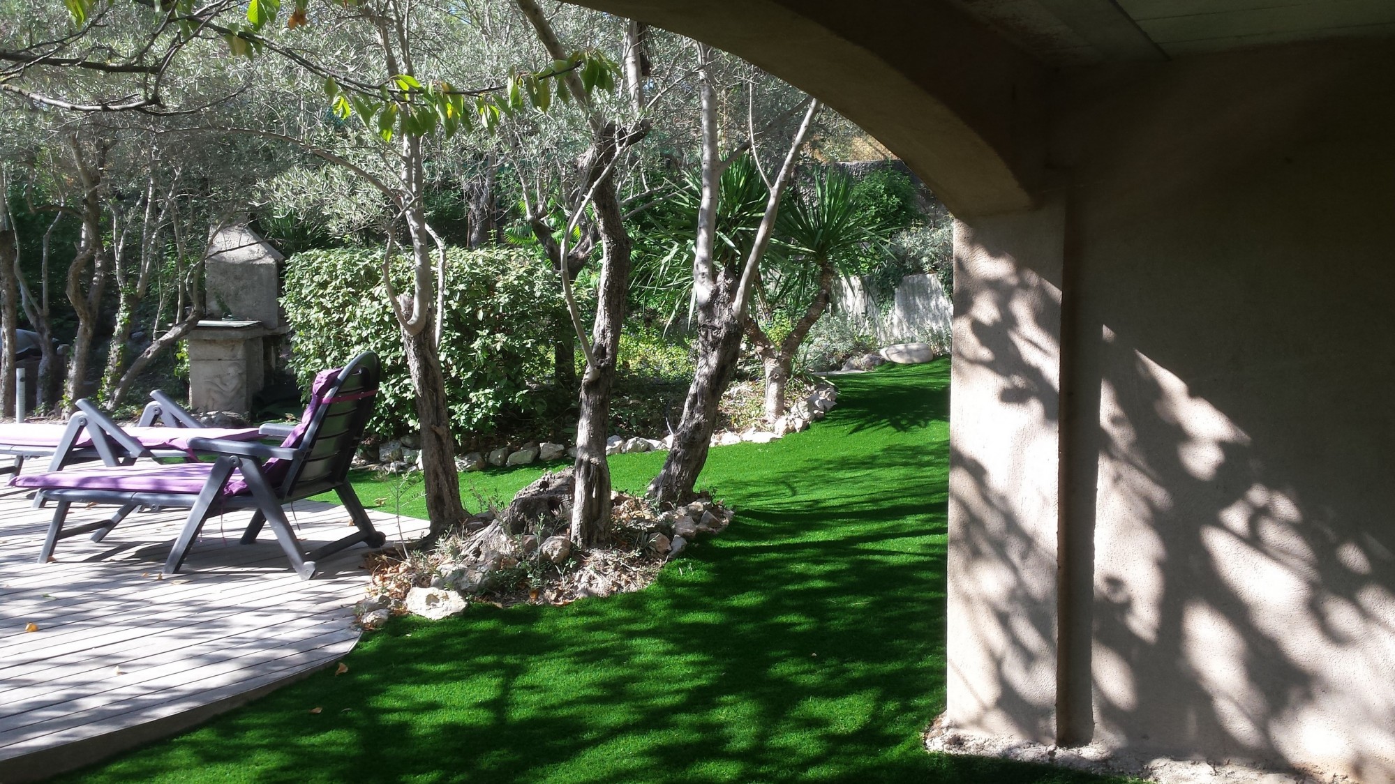 pose de pelouse synthétique à Bouc Bel Air